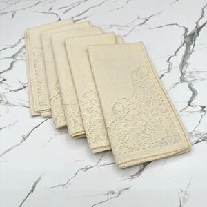 Vintage Quaker Lace Napkins Set of 5 Permanent Press Soil Release Cutwork Corner